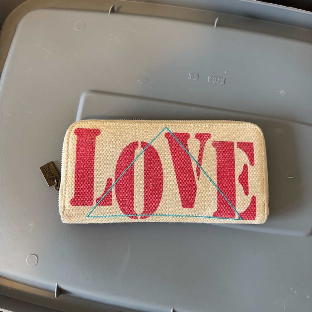 Billabong Pink and Cream Wallet